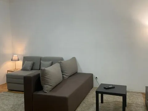 Izdavanje, jednosoban stan, 37m², Vračar Hram, Vračar Sve Podlokacije - image 7