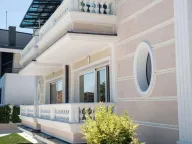 Izdavanje, kuća, 1400m², Savski Venac, Beograd - image 7