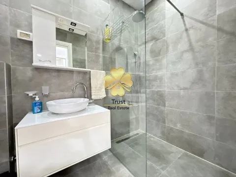 Izdavanje, dvosoban stan, 80m², Centar, Podgorica - image 9