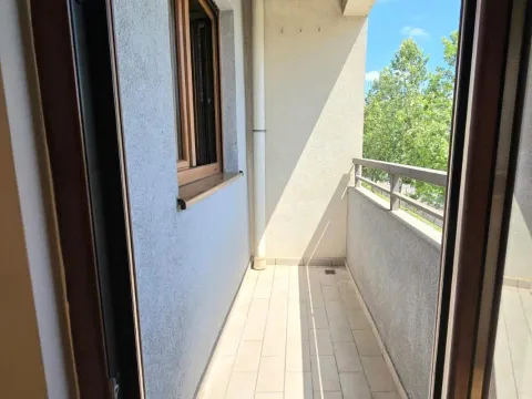 Sale, two bedroom apartment, 64m², Stari Aerodrom, Podgorica - image 13