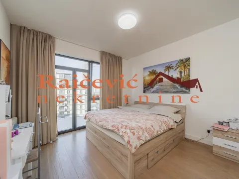 Prodaja, četvorosoban stan, 110m², Savski Venac, Beograd - image 10