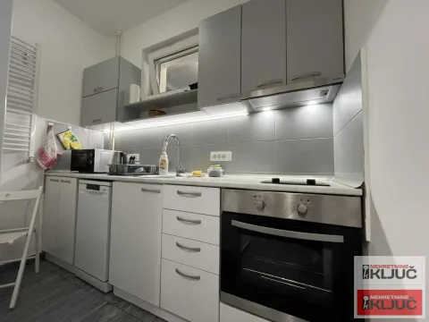 Izdavanje, jednosoban stan, 30m², Spens, Novi Sad Sve Podlokacije - image 7