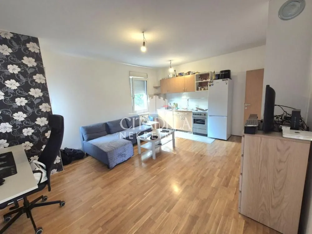 Prodaja, jednosoban stan, 44m², Cvetkova Pijaca, Zvezdara Sve Podlokacije