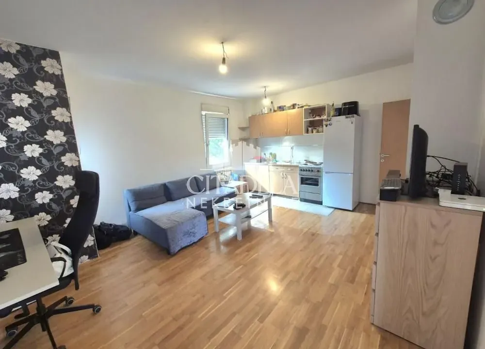 Sale, one bedroom apartment, 44m², Cvetkova Pijaca, Zvezdara Sve Podlokacije