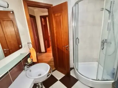 Rent, two bedroom apartment, 80m², Centar, Podgorica - image 10