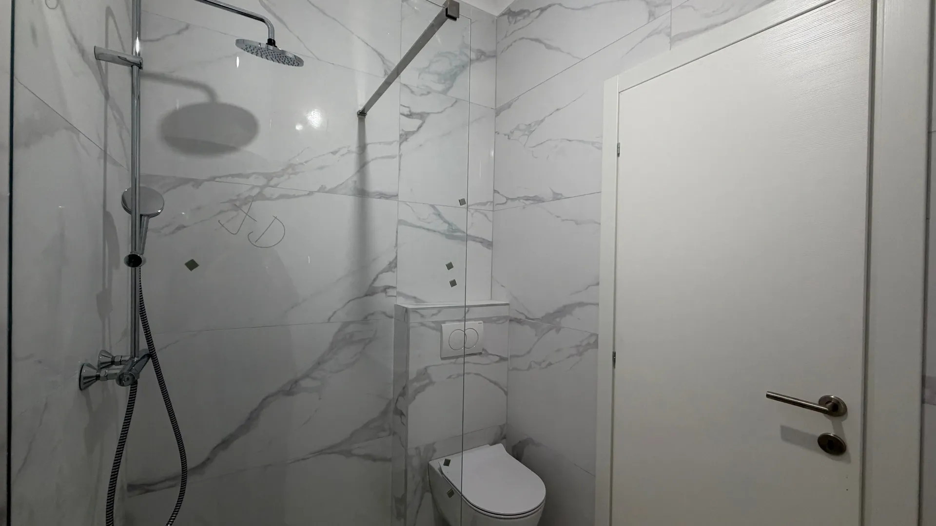 Prodaja, dvosoban stan, 60m², Dumidran, Tivat