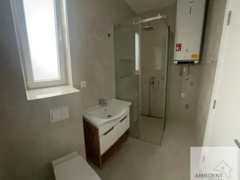 Prodaja, trosoban stan, 65m², Batajnica, Beograd - image 12