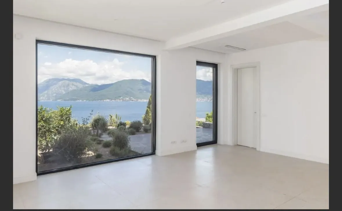Prodaja, kuća, 328m², Krašići, Tivat