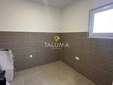 Sale, house, 216m², Spuž, Danilovgrad - image 9