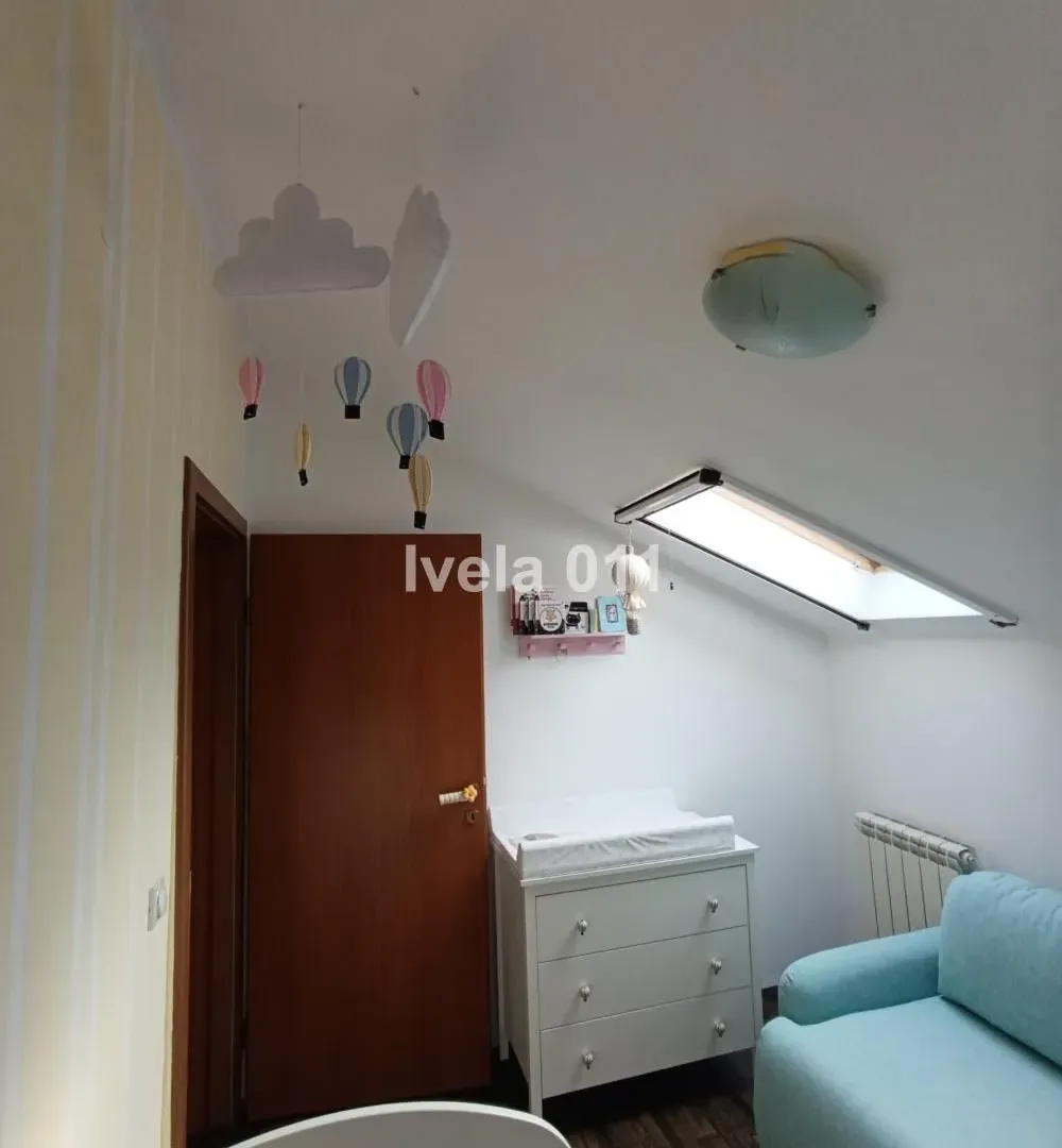 Prodaja, trosoban stan, 70m², Vojvode Vlahovica, Beograd
