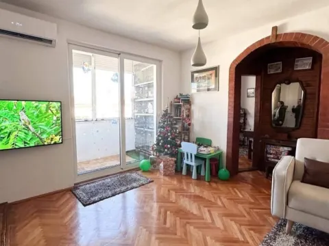 Prodaja, jednosoban stan, 54m², Centar, Podgorica - image 3