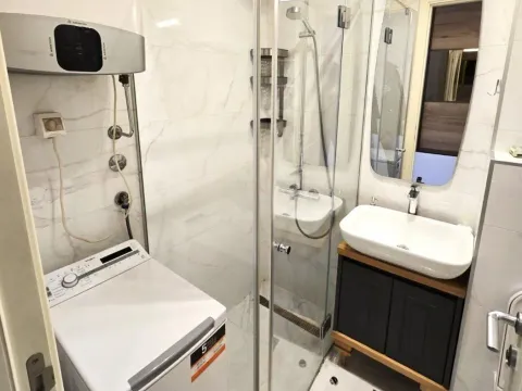 Izdavanje, stan, 45m², Blok 6, Podgorica - image 11