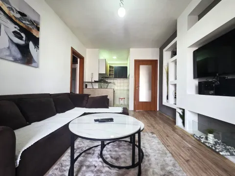 Rent, apartment, 45m², Pobrežje, Podgorica - image 4