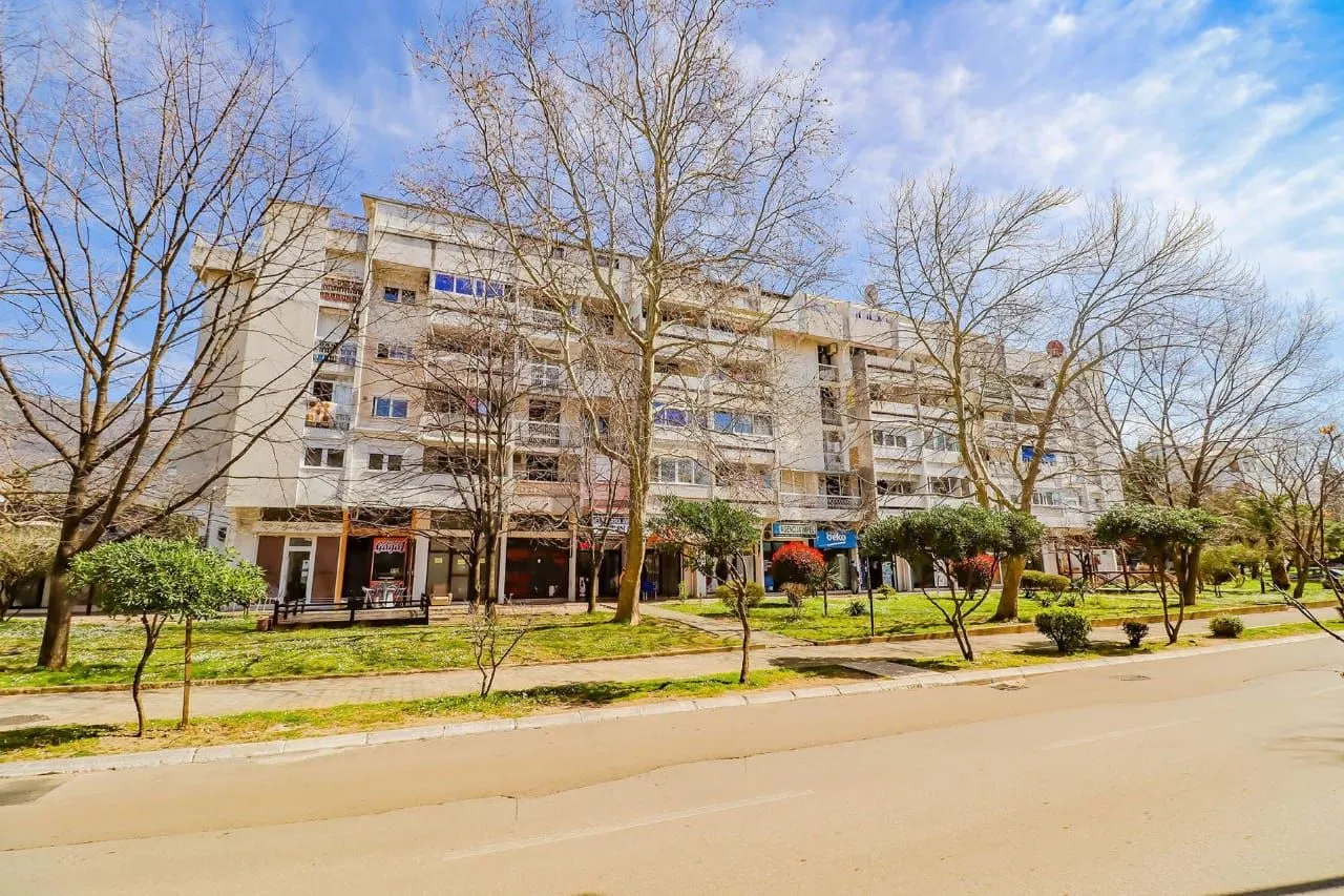 Sale, three bedroom apartment, 112m², Bar, Crna Gora