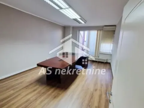 Izdavanje, četvorosoban stan, 126m², Novi Beograd Sve Podlokacije, Beograd - image 4