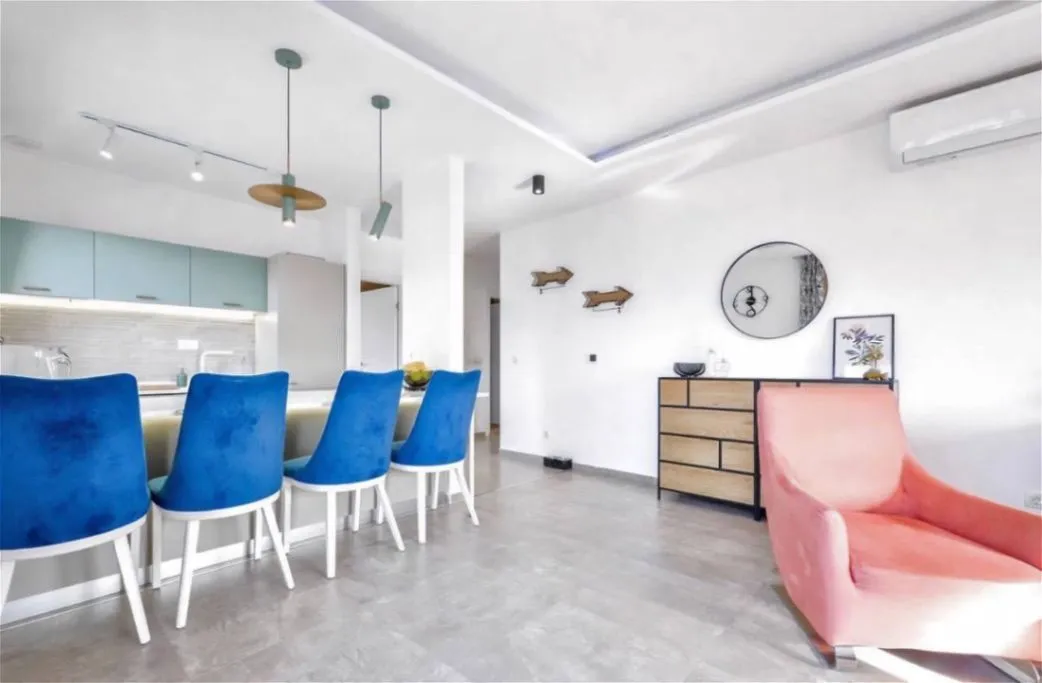 Rent, one bedroom apartment, 85m², Pod Kuk, Tivat