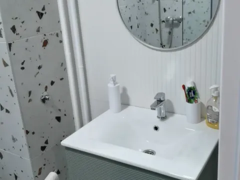 Rent, two bedroom apartment, 36m², Stari Grad, Beograd - image 4