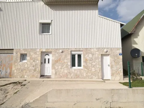 Prodaja, kuća, 130m², Žabljak II, Žabljak - image 2