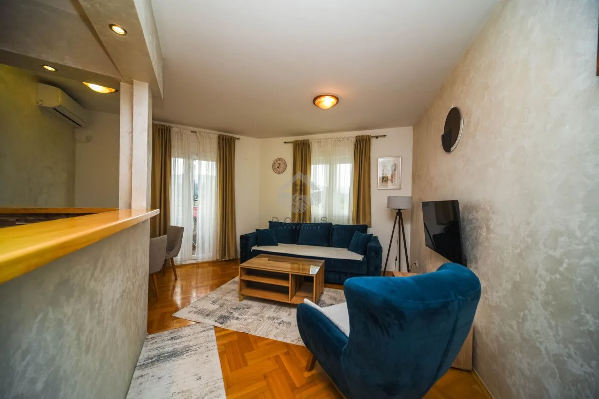Izdavanje, jednosoban stan, 43m², Stari Aerodrom, Podgorica