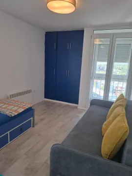 Rent, two bedroom apartment, 80m², Preko Morače, Podgorica - image 12