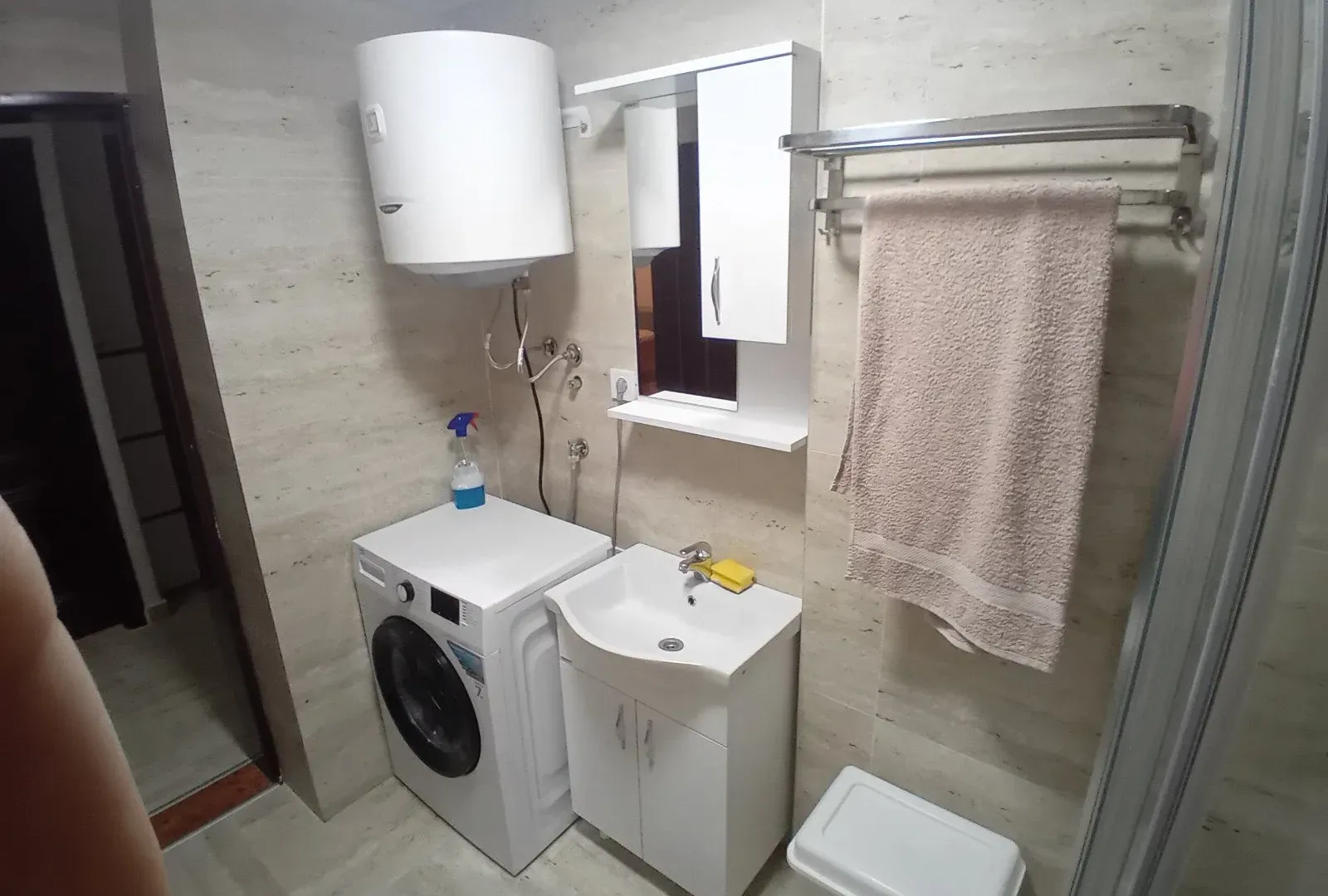Izdavanje, dvosoban stan, 56m², Centar, Herceg Novi