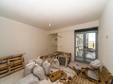 Prodaja, dvosoban stan, 67m², Stari Aerodrom, Podgorica - image 5