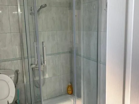 Izdavanje, kuća, 250m², Zagorič, Podgorica - image 6