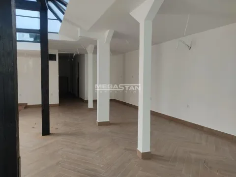 Izdavanje, poslovni prostor, 145m², Stari Grad, Beograd