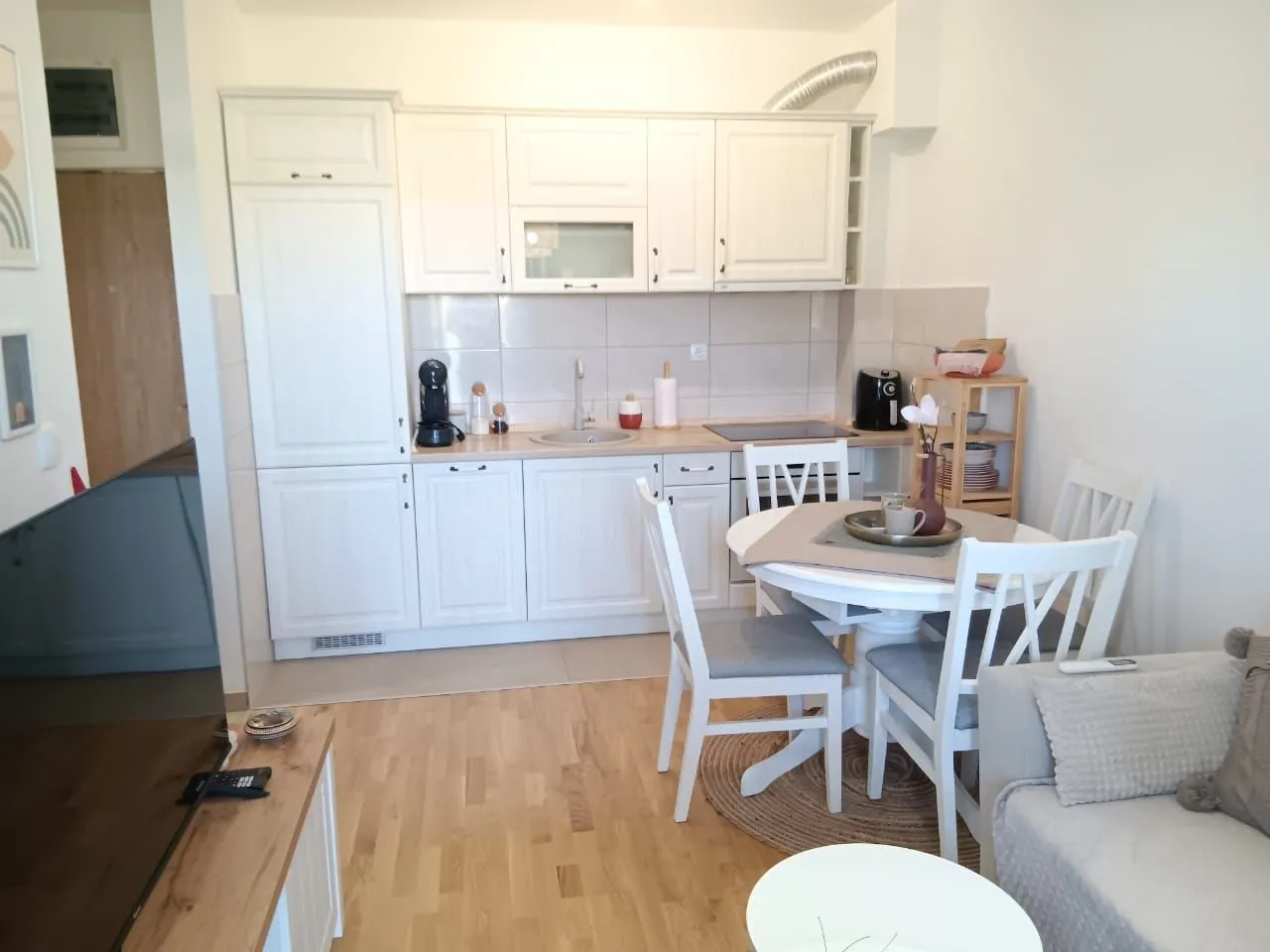 Izdavanje, jednosoban stan, 35m², Zabjelo, Podgorica