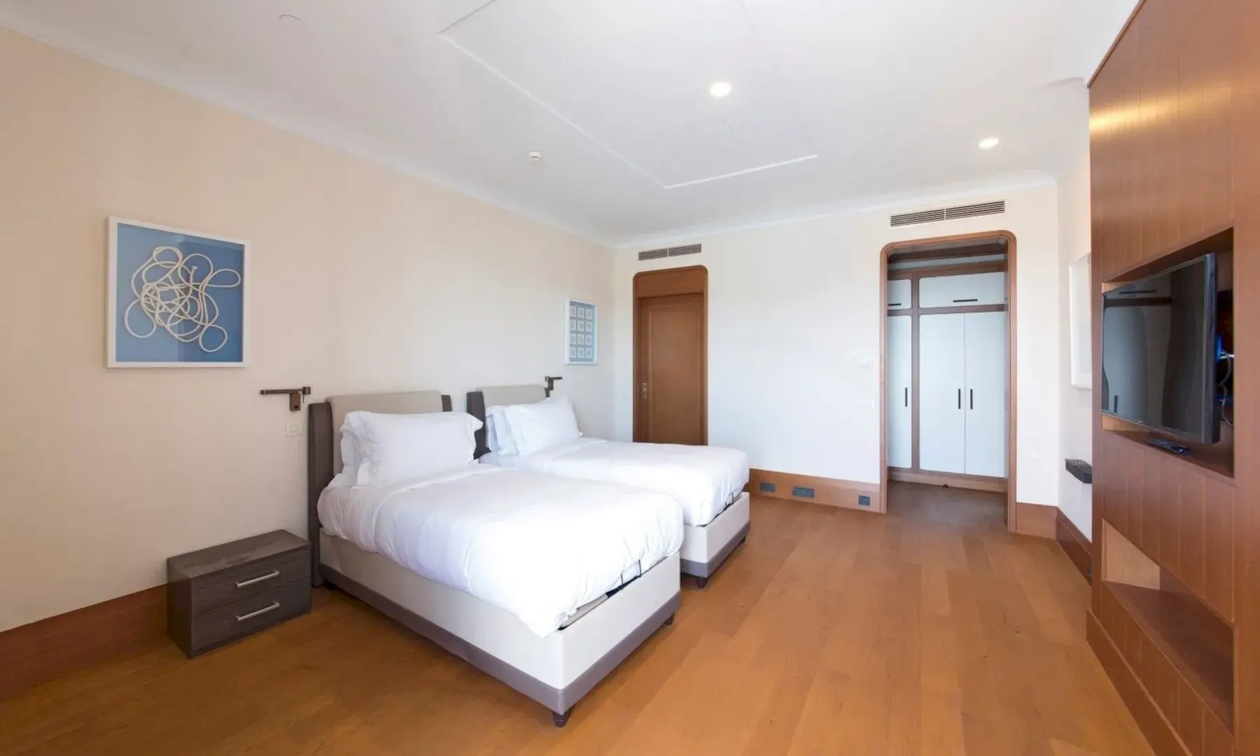 Sale, three bedroom apartment, 236m², Porto Montenegro, Tivat