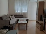 Izdavanje, jednosoban stan, 47m², City Kvart, Podgorica - image 1