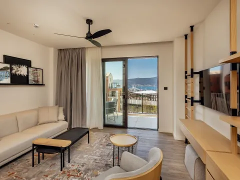 Prodaja, dvosoban stan, 87m², Porto Montenegro, Tivat - image 3