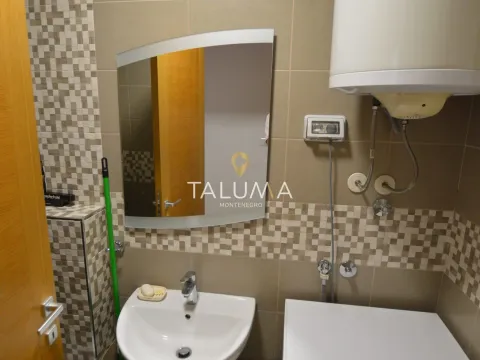 Prodaja, dvosoban stan, 64m², City Kvart, Podgorica - image 11