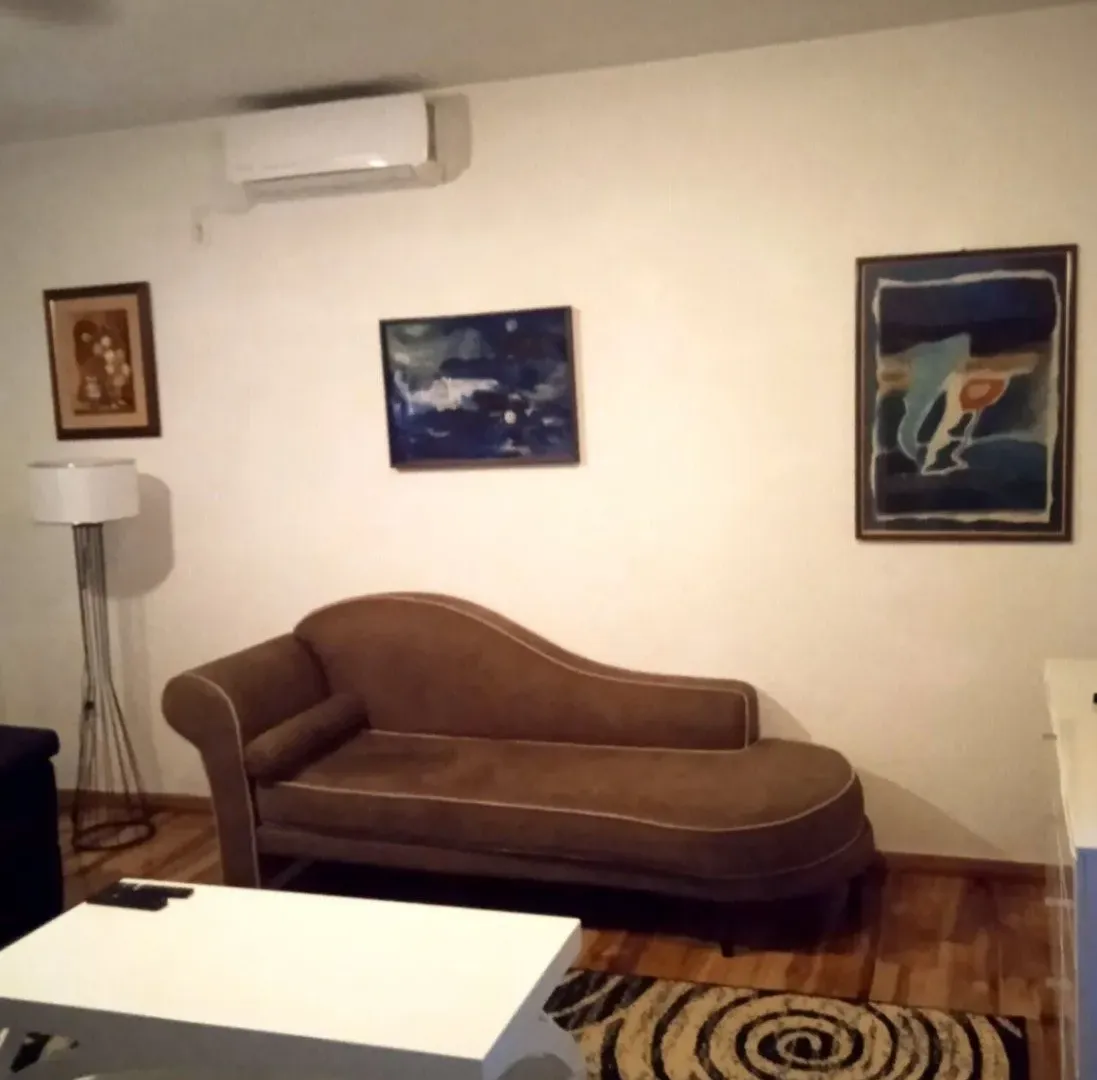 Izdavanje, kuća, 150m², Donja Lastva, Tivat