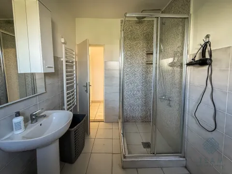 Izdavanje, dvosoban stan, 106m², Stari Aerodrom, Podgorica - image 11