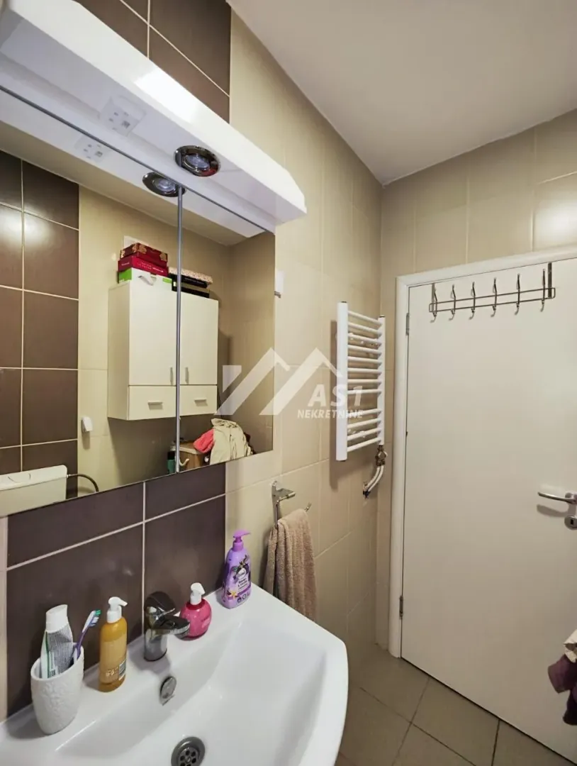 Rent, one bedroom apartment, 43m², Bulevar Oslobodjenja, Novi Sad Sve Podlokacije