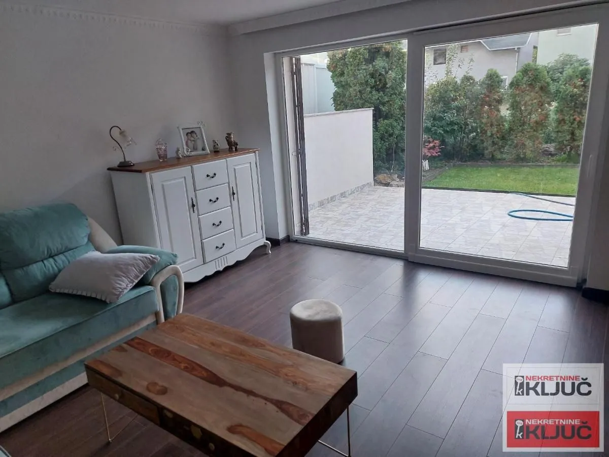 Rent, house, 225m², Veternik, Novi Sad Sve Podlokacije
