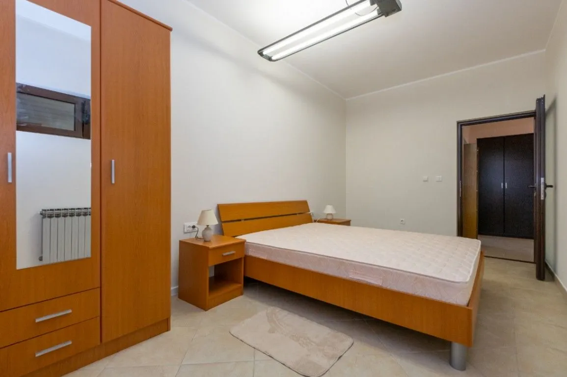 Rent, one bedroom apartment, 70m², Gorica C, Podgorica