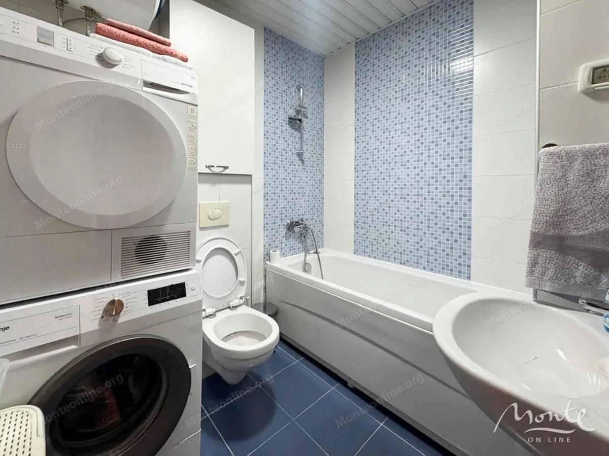 Prodaja, dvosoban stan, 68m², City Kvart, Podgorica