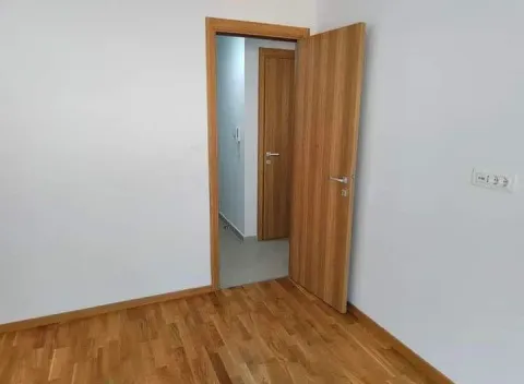Rent, two bedroom apartment, 69m², Ljubović, Podgorica - image 4