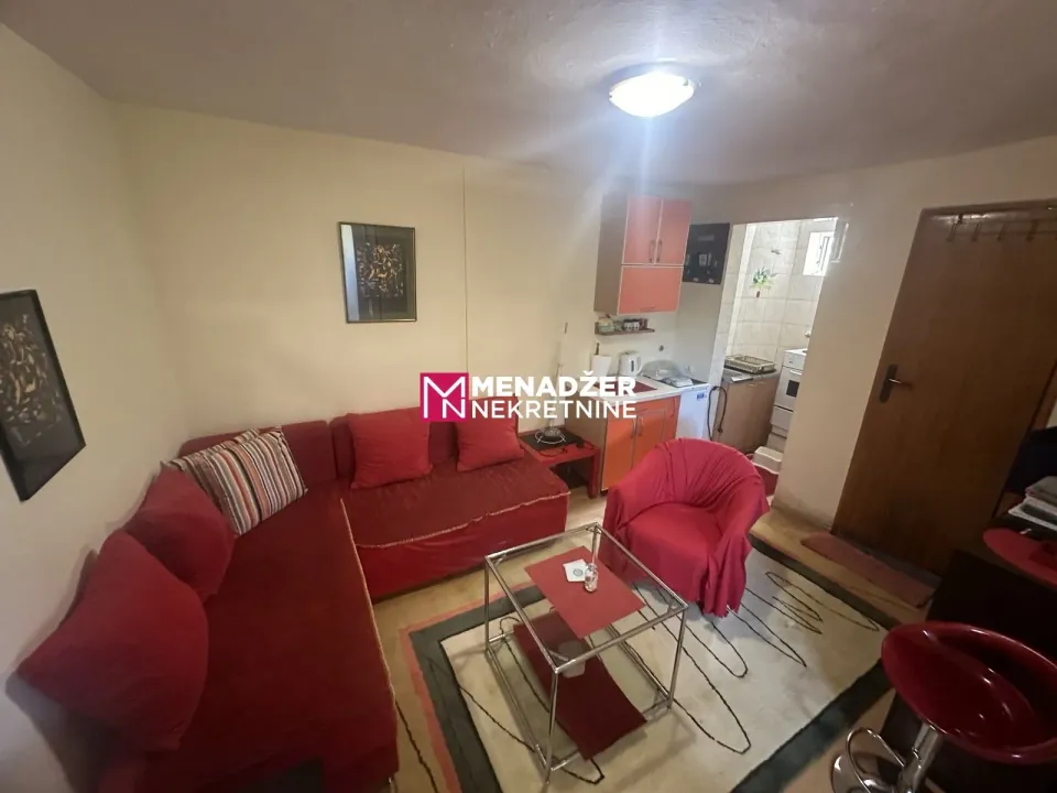 Izdavanje, garsonjera, 30m², Preko Morače, Podgorica