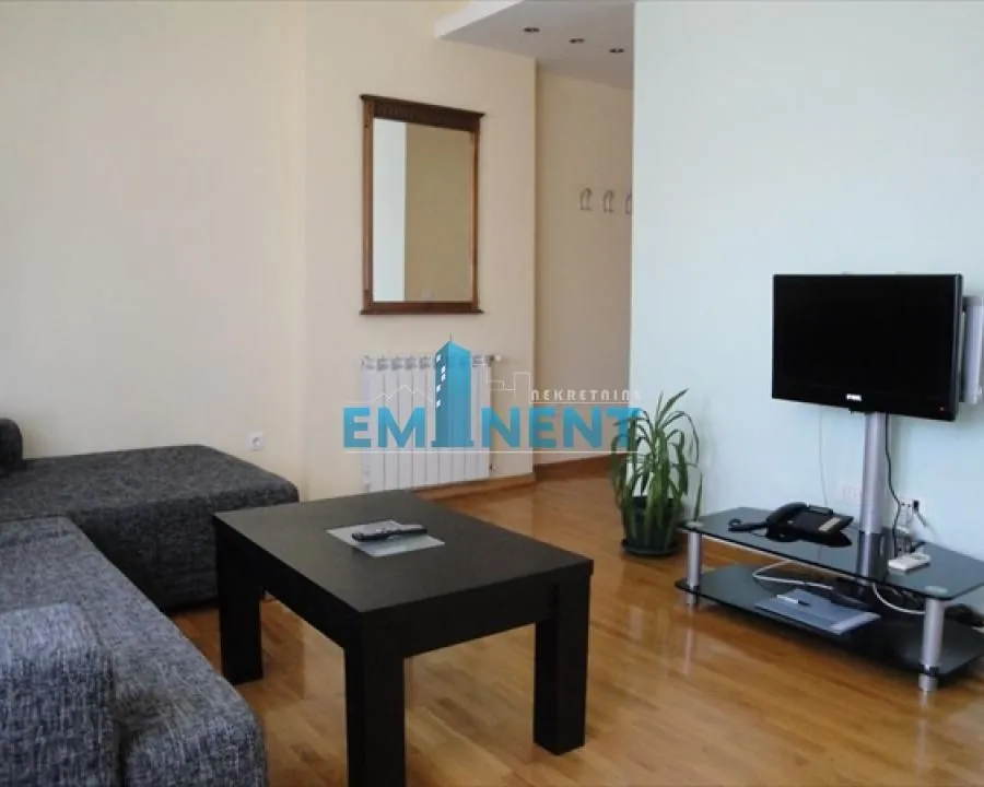 Rent, two bedroom apartment, 60m², Stari Grad, Beograd