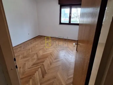 Sale, two bedroom apartment, 73m², Zabjelo, Podgorica - image 2