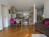 Prodaja, dvosoban stan, 62m², Dobrota, Kotor - image 1