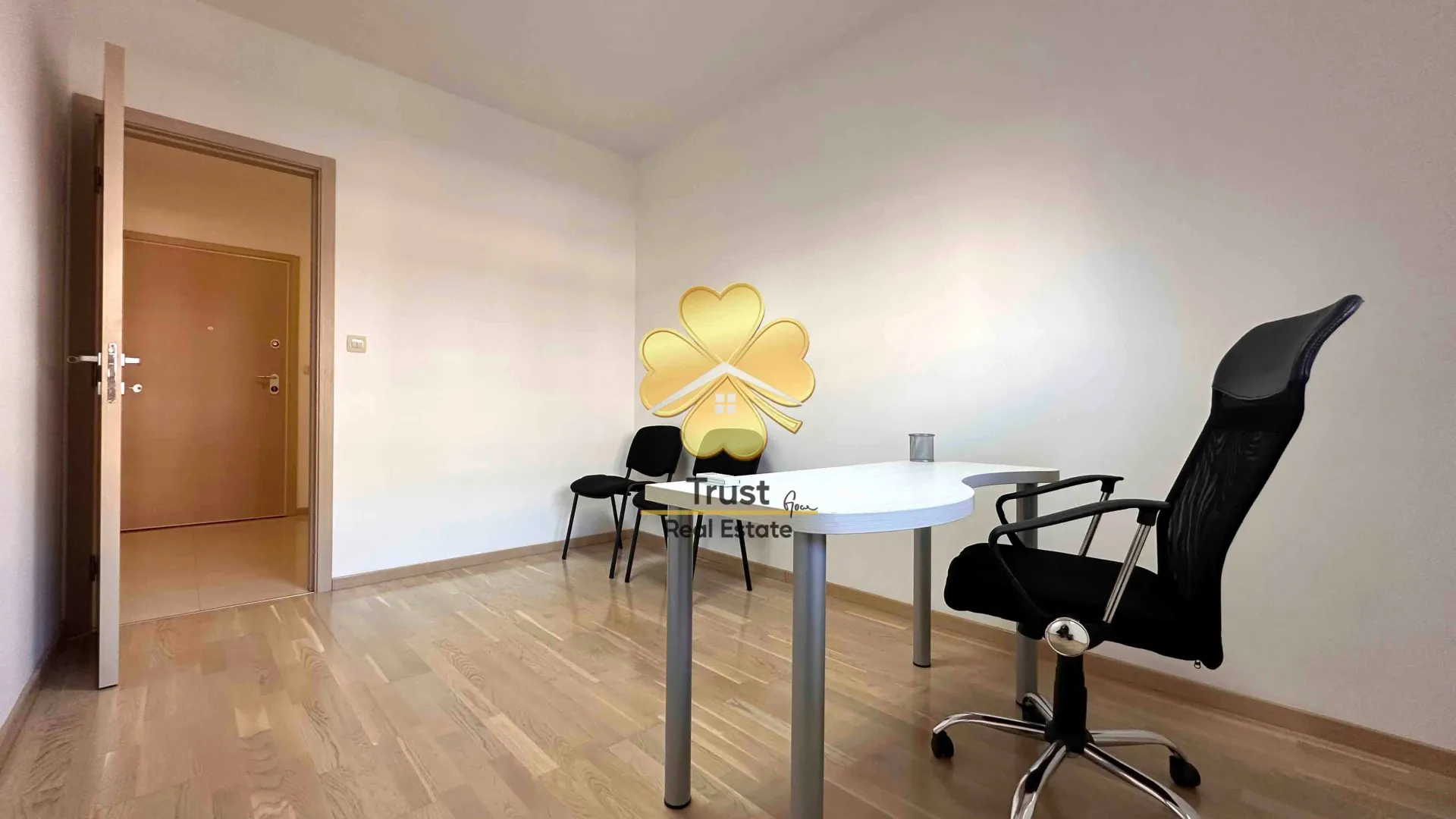 Rent, office space, 75m², City Kvart, Podgorica