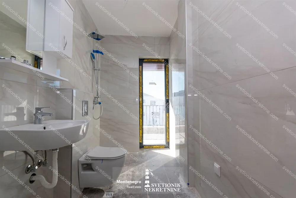 Prodaja, trosoban stan, 142m², Bijela, Herceg Novi