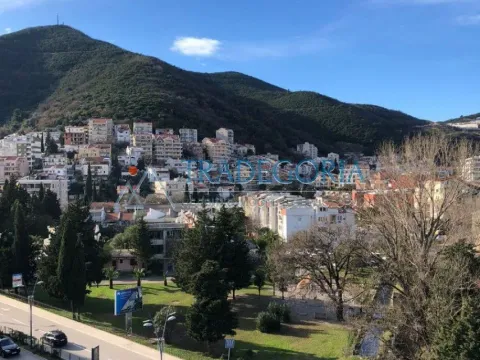 Prodaja, dvosoban stan, 87m², Budva, Crna Gora - image 28