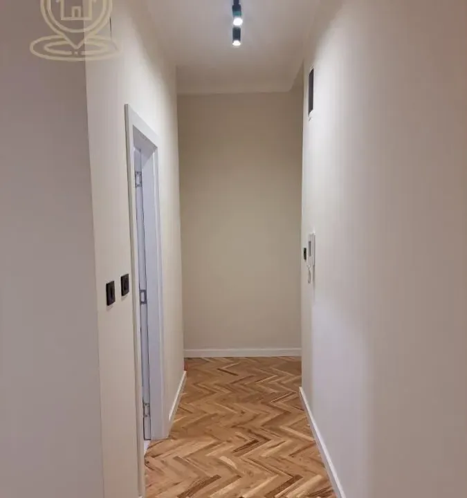 Prodaja, dvosoban stan, 59m², Stari grad, Novi Sad