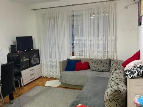 Prodaja, dvosoban stan, 53m², Centar, Kragujevac - image 1