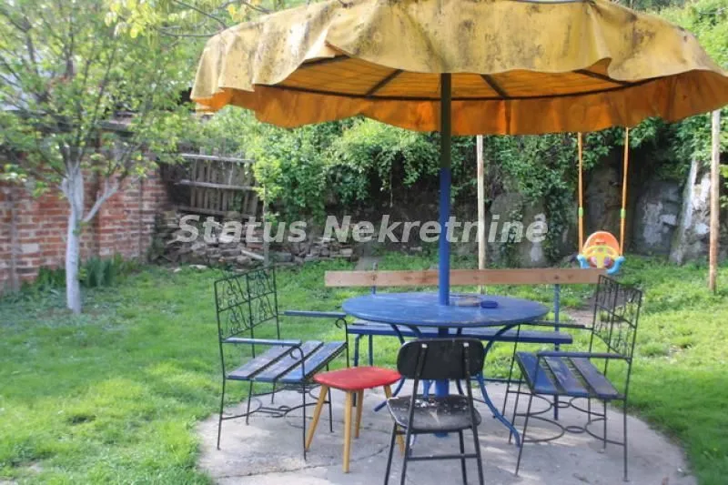 Prodaja, trosoban stan, 81m², Petrovaradin, Novi Sad